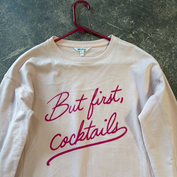 Wildfox Cocktails Oversized Crewneck Sweatshirt Womens XS Pink Sweater Fleece - Picture 2 of 9